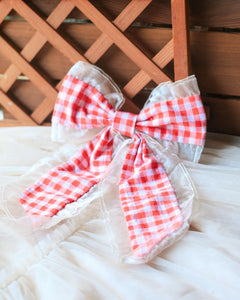 Sweetheart Ruffle Bow